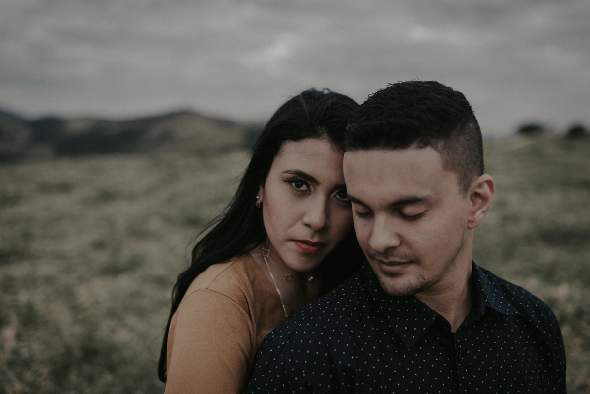 Ensaio em Rio Claro-SP, casal apaixonado, natureza - love, amor, casal, Jonathan Januario, foto, fotografia, Araras, leme, limeira,campinas, São Paulo, folk, lifeStyle, Vsco, montanha, morro do cruzeiro, Minas pico olho d’agua, Itirapina, foto em montanha