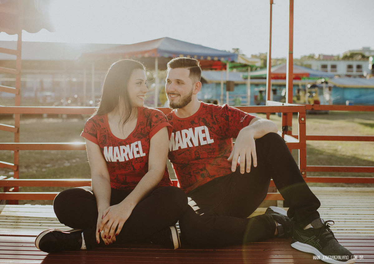 Ensaio em Rio Claro-SP, casal apaixonado, love, amor, casal, Jonathan Januario, foto, fotografia, Araras, leme, limeira,campinas, São Paulo, folk, lifeStyle, Vsco, jaguariuna, foto no parque de diversao, Hopi Hari, parquinho, casal montanha russa 