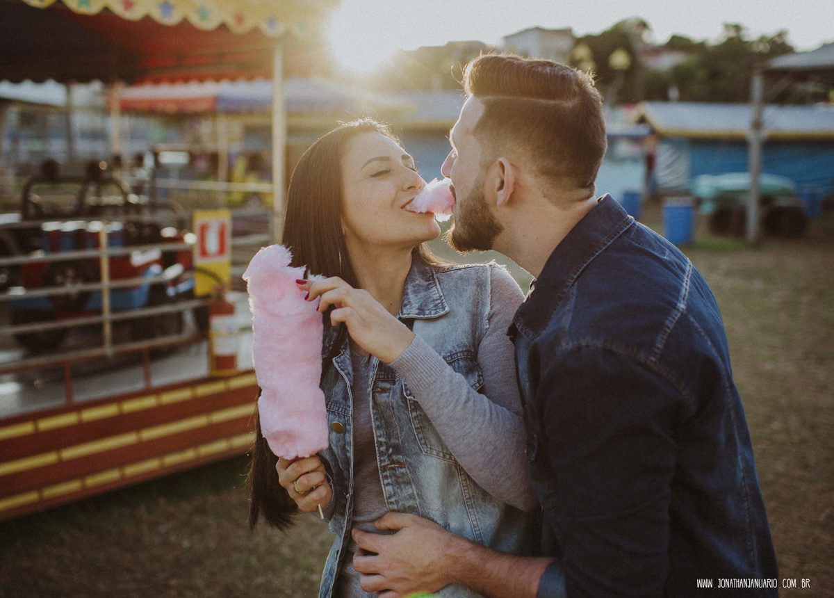 Ensaio em Rio Claro-SP, casal apaixonado, love, amor, casal, Jonathan Januario, foto, fotografia, Araras, leme, limeira,campinas, São Paulo, folk, lifeStyle, Vsco, jaguariuna, foto no parque de diversao, Hopi Hari, parquinho, casal montanha russa 