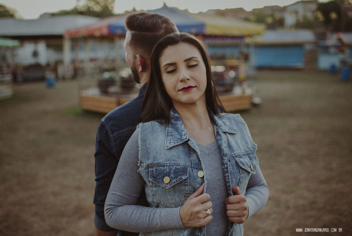 Ensaio em Rio Claro-SP, casal apaixonado, love, amor, casal, Jonathan Januario, foto, fotografia, Araras, leme, limeira,campinas, São Paulo, folk, lifeStyle, Vsco, jaguariuna, foto no parque de diversao, Hopi Hari, parquinho, casal montanha russa 