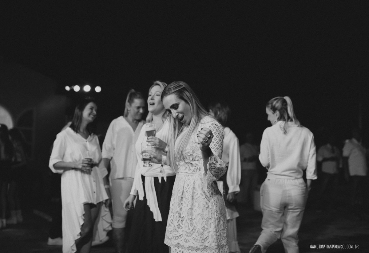 love, amor, Jonathan Januario, foto, fotografia, Araras, leme, limeira,campinas, São Paulo, 15 anos, funk, noivinha, novinha dançando, funk pesado, aniversario 15 anos, Fritz araras, debutante, festa chique, bebida