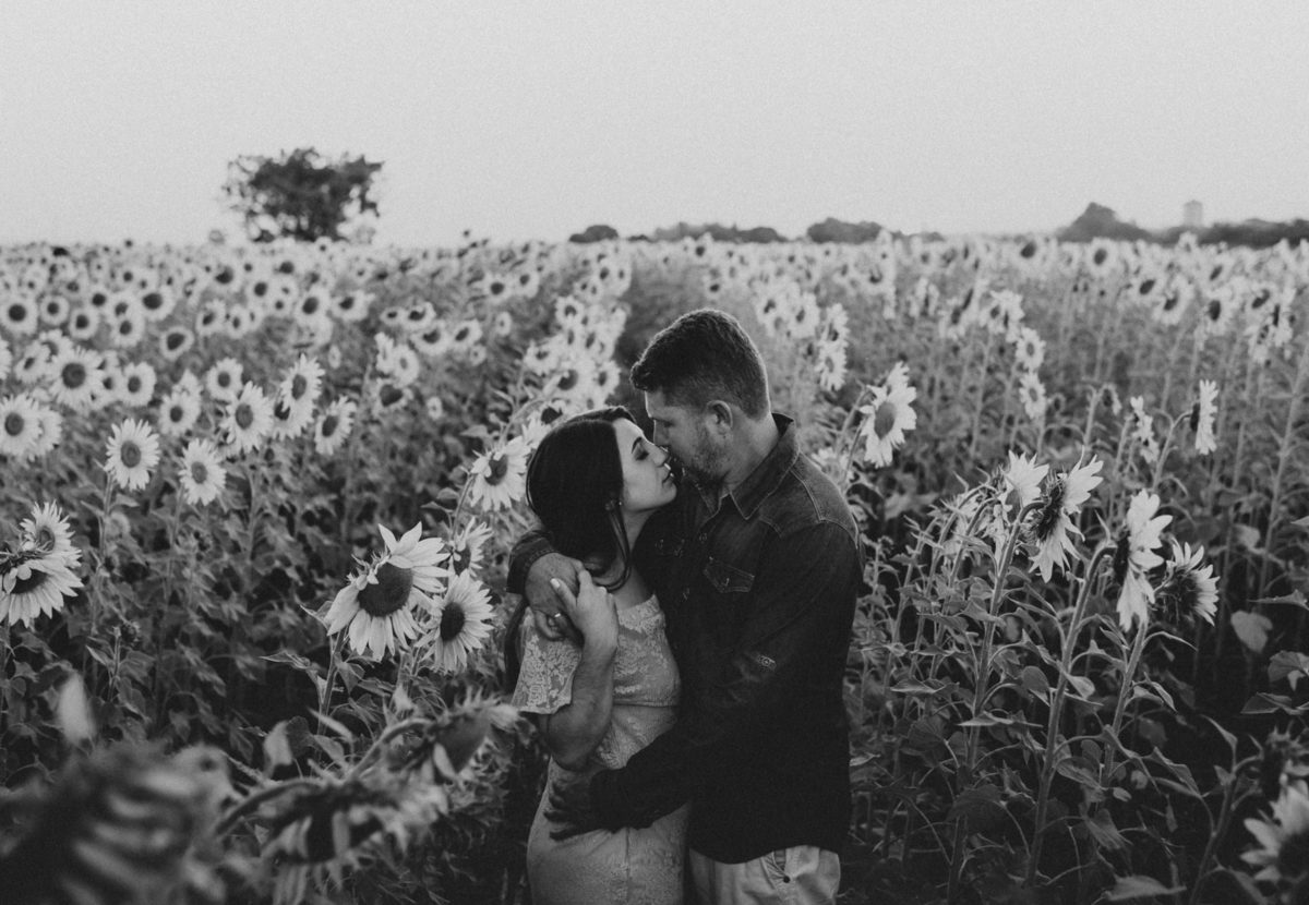 Ensaio em Rio Claro-SP, casal apaixonado, natureza - love, amor, casal, Jonathan Januario, foto, fotografia, Araras, leme, limeira,campinas, São Paulo, folk, lifeStyle, Vsco, montanha, foto na fazenda, holambra, cidade das flores, casinhas coloridas