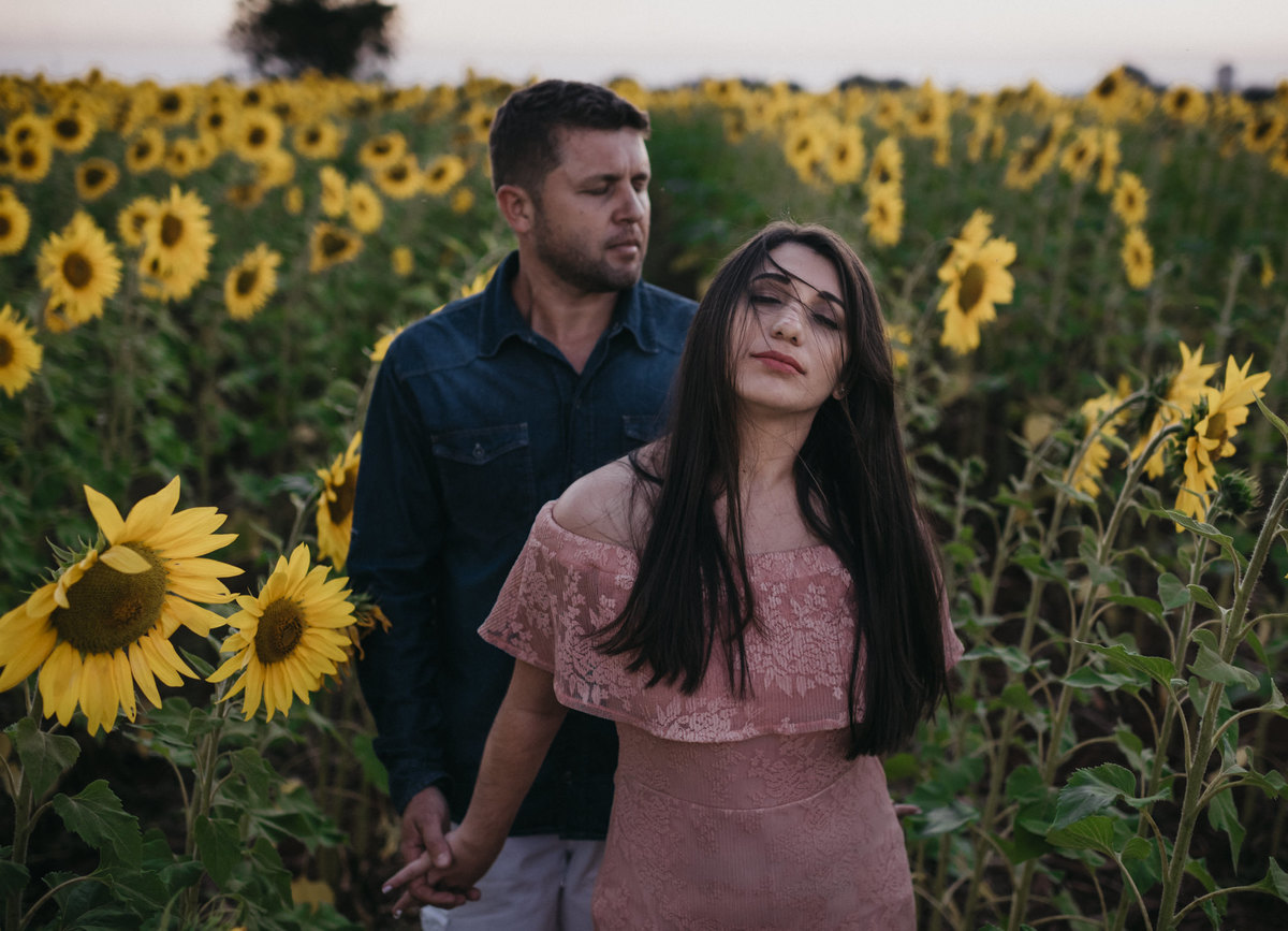 Ensaio em Rio Claro-SP, casal apaixonado, natureza - love, amor, casal, Jonathan Januario, foto, fotografia, Araras, leme, limeira,campinas, São Paulo, folk, lifeStyle, Vsco, montanha, foto na fazenda, holambra, cidade das flores, casinhas coloridas