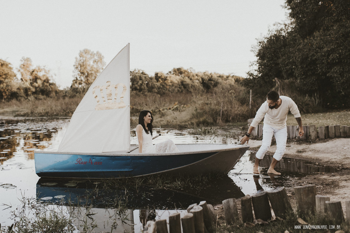 Ensaio em Rio Claro-SP, casal apaixonado, natureza - love, amor, casal, Jonathan Januario, foto, fotografia, Araras, leme, limeira,campinas, São Paulo, folk, lifeStyle, Vsco, montanha, pico olho d’agua, Mariporã, foto em barco, foto na fazenda jaragua