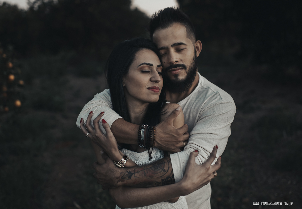 Ensaio em Rio Claro-SP, casal apaixonado, natureza - love, amor, casal, Jonathan Januario, foto, fotografia, Araras, leme, limeira,campinas, São Paulo, folk, lifeStyle, Vsco, montanha, foto na fazenda, pico olho d’agua, Mariporã, foto em barco