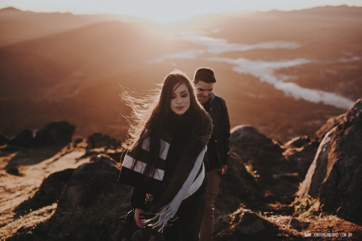 Ensaio em Rio Claro-SP, casal apaixonado, natureza - love, amor, casal, Jonathan Januario, foto, fotografia, Araras, leme, limeira,campinas, São Paulo, folk, lifeStyle, Vsco, montanha, foto na fazenda, pico olho d’agua, Mariporã, foto em montanha