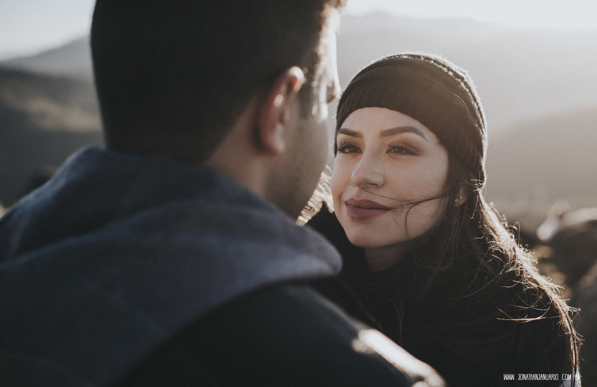 Ensaio em Rio Claro-SP, casal apaixonado, natureza - love, amor, casal, Jonathan Januario, foto, fotografia, Araras, leme, limeira,campinas, São Paulo, folk, lifeStyle, Vsco, montanha, foto na fazenda, pico olho d’agua, Mariporã, foto em montanha