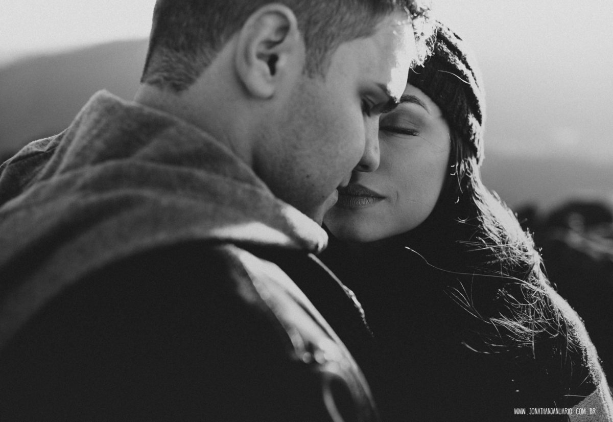 Ensaio em Rio Claro-SP, casal apaixonado, natureza - love, amor, casal, Jonathan Januario, foto, fotografia, Araras, leme, limeira,campinas, São Paulo, folk, lifeStyle, Vsco, montanha, foto na fazenda, pico olho d’agua, Mariporã, foto em montanha