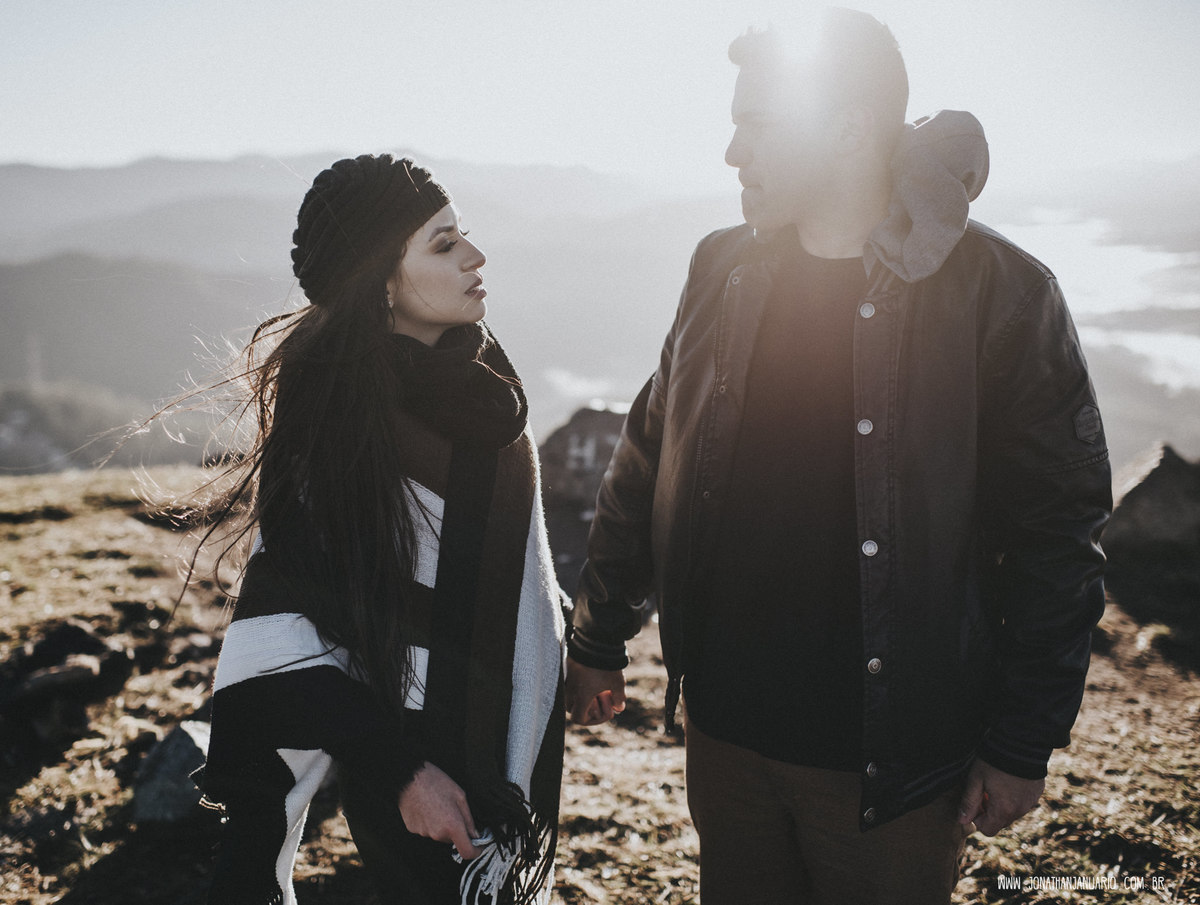 Ensaio em Rio Claro-SP, casal apaixonado, natureza - love, amor, casal, Jonathan Januario, foto, fotografia, Araras, leme, limeira,campinas, São Paulo, folk, lifeStyle, Vsco, montanha, foto na fazenda, pico olho d’agua, Mariporã, foto em montanha