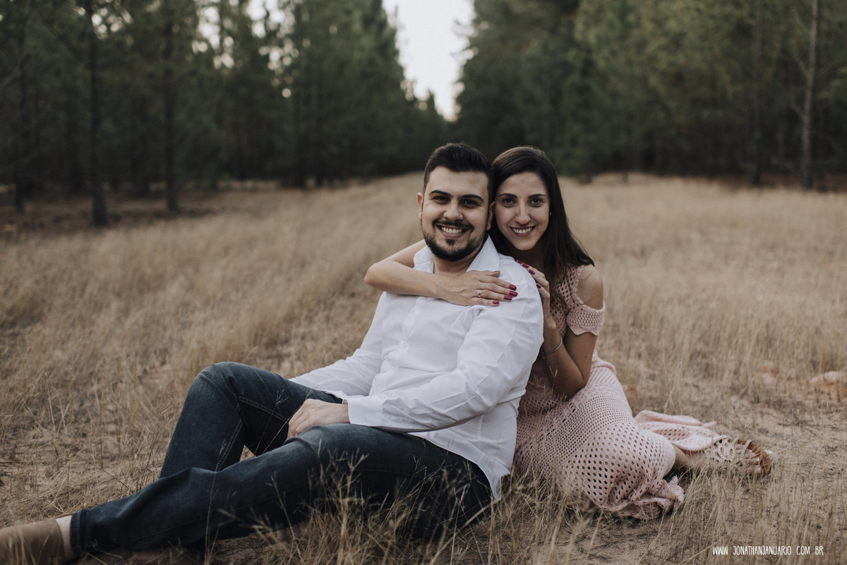 Ensaio em Rio Claro-SP, casal apaixonado, natureza - love, amor, casal, Jonathan Januario, foto, fotografia, Araras, leme, limeira,campinas, São Paulo, folk, lifeStyle, Vsco, montanha, foto na fazenda, pico olho d’agua, Mariporã, foto em montanha