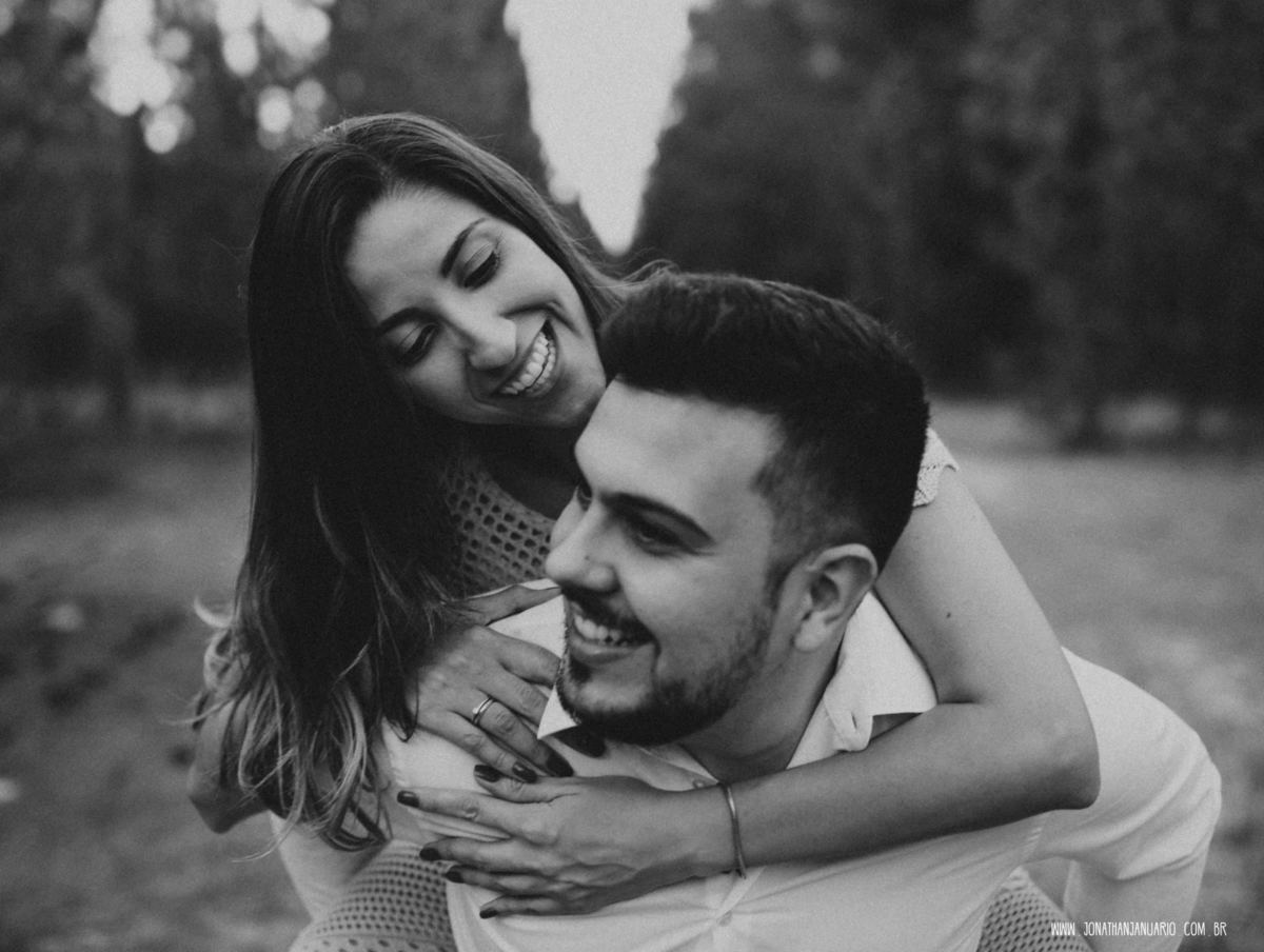 Ensaio em Rio Claro-SP, casal apaixonado, natureza - love, amor, casal, Jonathan Januario, foto, fotografia, Araras, leme, limeira,campinas, São Paulo, folk, lifeStyle, Vsco, montanha, foto na fazenda, pico olho d’agua, Mariporã, foto em montanha