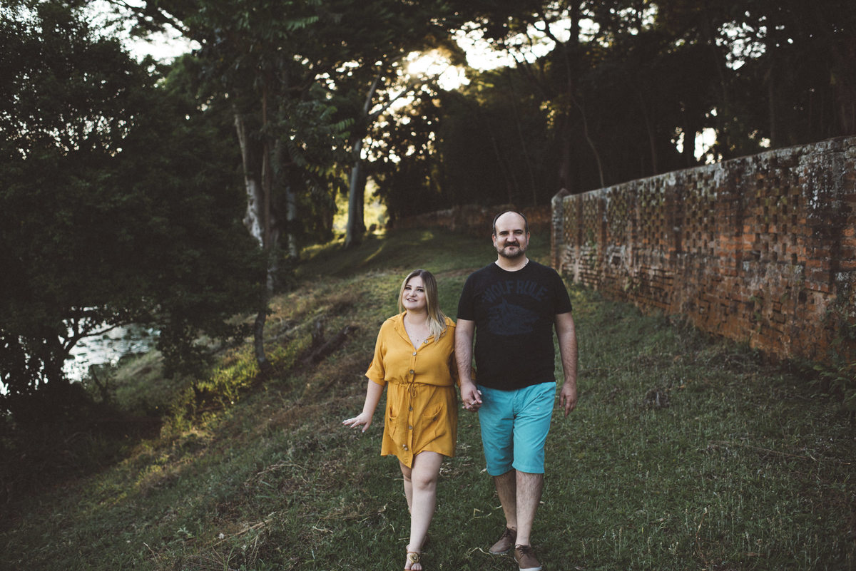 Ensaio em Rio Claro-SP, casal apaixonado, natureza - love, amor, casal, Jonathan Januario, foto, fotografia, Araras, leme, limeira,campinas, cordeiropolis, lifeStyle, Vsco, montanha, foto na fazenda ibicaba, pico olho d’agua, Mariporã, foto em montanha