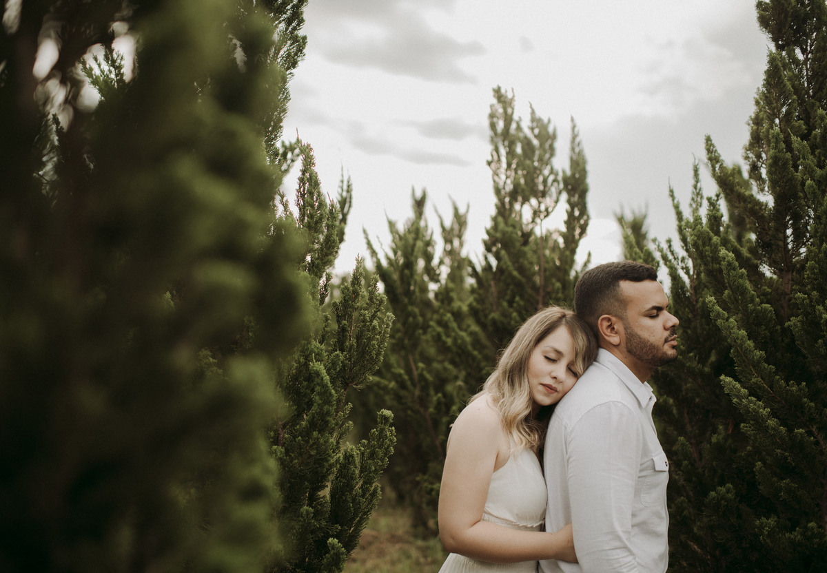 Ensaio em Rio Claro-SP, casal apaixonado, natureza - love, amor, casal, Jonathan Januario, foto, fotografia, Araras, leme, limeira,campinas, São Paulo, folk, lifeStyle, Vsco, montanha, foto na fazenda, pico olho d’agua, Mariporã, foto montanha, holambra