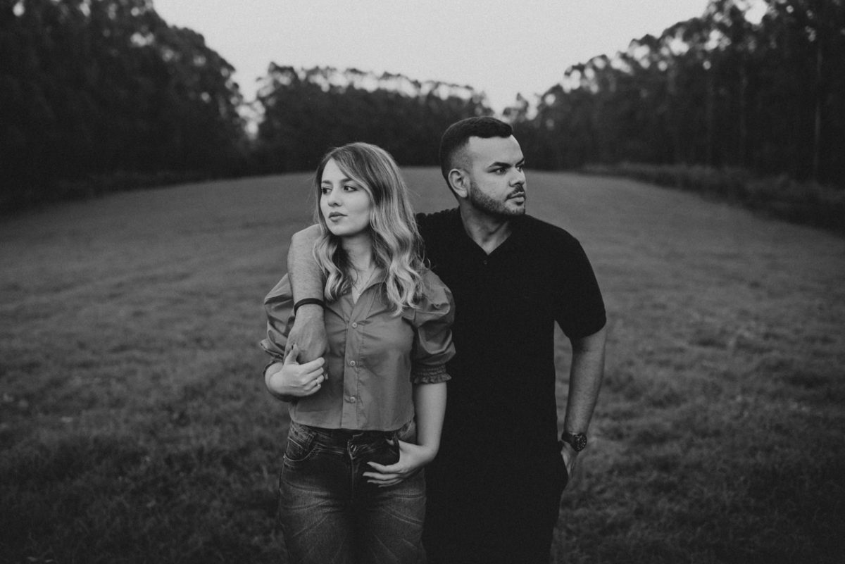 Ensaio em Rio Claro-SP, casal apaixonado, natureza - love, amor, casal, Jonathan Januario, foto, fotografia, Araras, leme, limeira,campinas, São Paulo, folk, lifeStyle, Vsco, montanha, foto na fazenda, pico olho d’agua, Mariporã, foto montanha, holambra