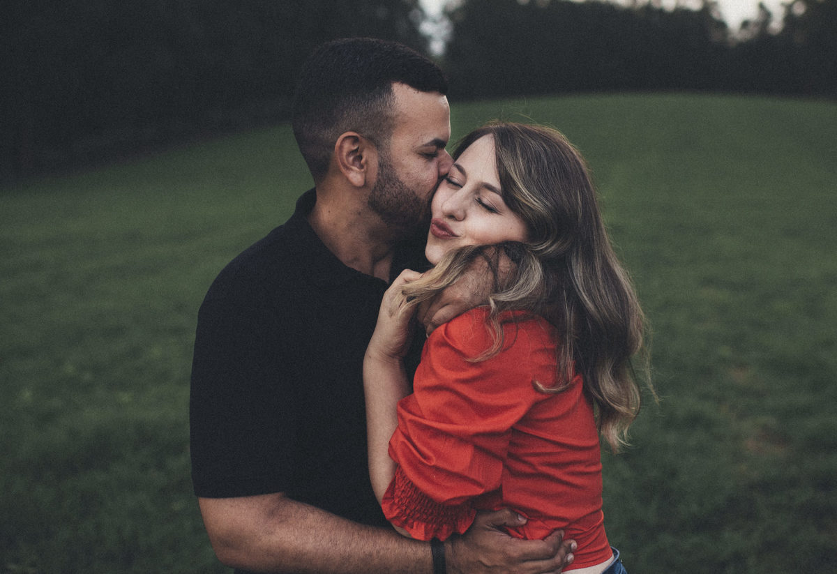 Ensaio em Rio Claro-SP, casal apaixonado, natureza - love, amor, casal, Jonathan Januario, foto, fotografia, Araras, leme, limeira,campinas, São Paulo, folk, lifeStyle, Vsco, montanha, foto na fazenda, pico olho d’agua, Mariporã, foto montanha, holambra