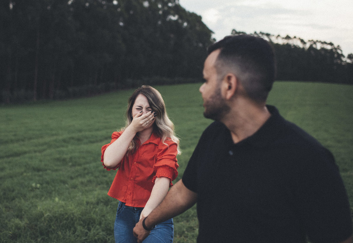 Ensaio em Rio Claro-SP, casal apaixonado, natureza - love, amor, casal, Jonathan Januario, foto, fotografia, Araras, leme, limeira,campinas, São Paulo, folk, lifeStyle, Vsco, montanha, foto na fazenda, pico olho d’agua, Mariporã, foto montanha, holambra