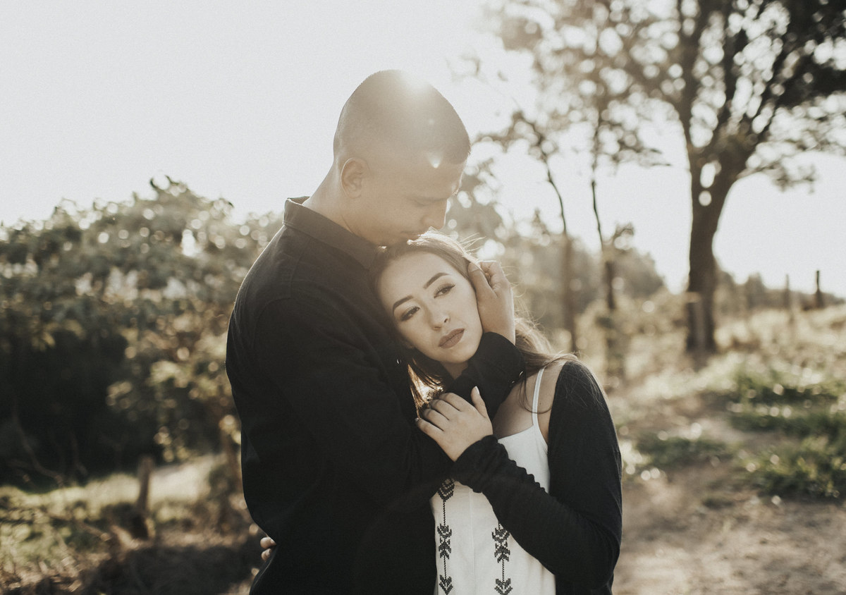 Ensaio em Rio Claro-SP, casal apaixonado, natureza - love, amor, casal, Jonathan Januario, foto, fotografia, Araras, leme, limeira,campinas, São Paulo, folk, lifeStyle, Vsco, montanha, morro do facao, pico olho d’agua, itirapinas, foto em montanha