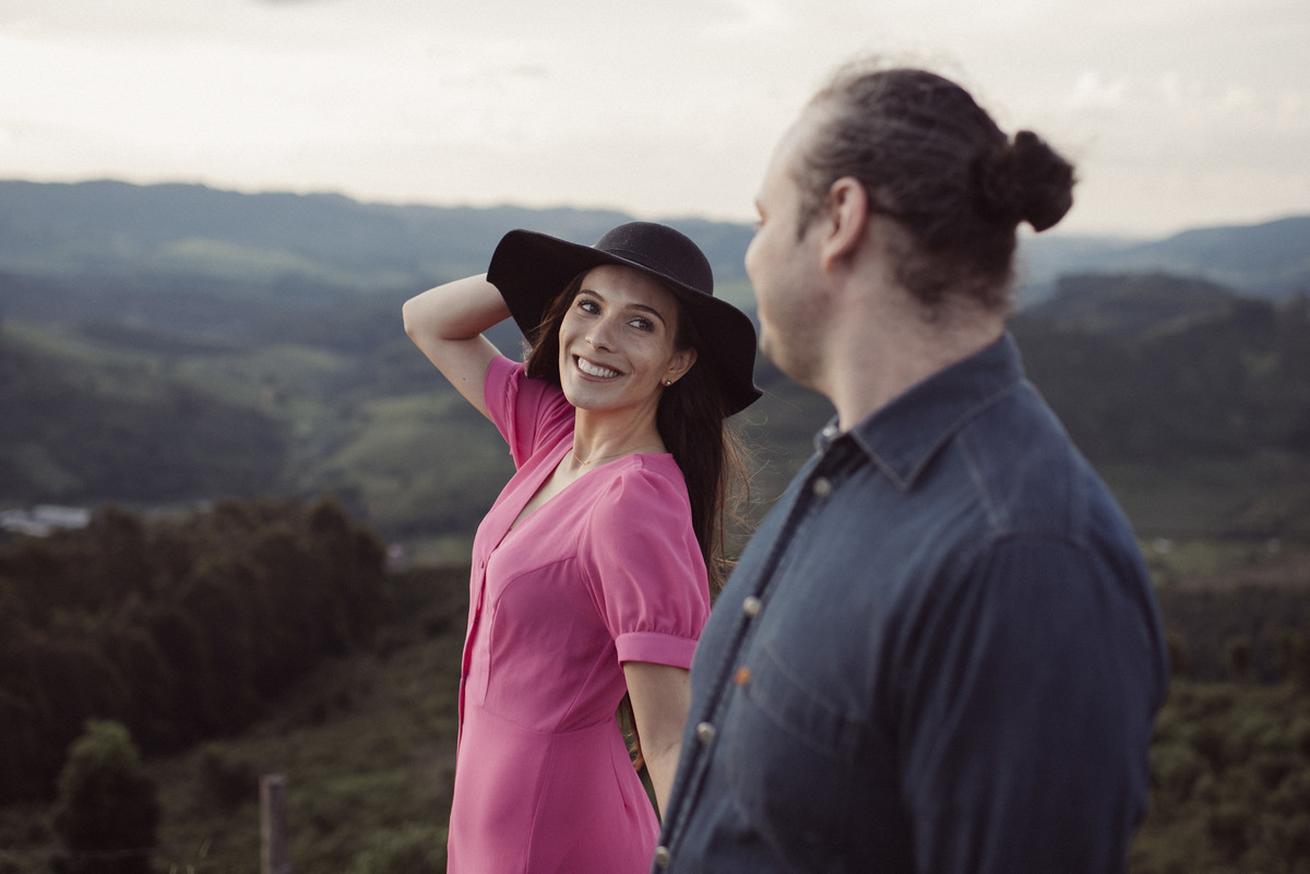 Ensaio em Rio Claro-SP, casal apaixonado, natureza - love, amor, casal, Jonathan Januario, foto, fotografia, Araras, leme, limeira,campinas, São Paulo, folk, lifeStyle, Vsco, montanha, foto na fazenda, pico olho d’agua, foto em montanha, pocos de caldas