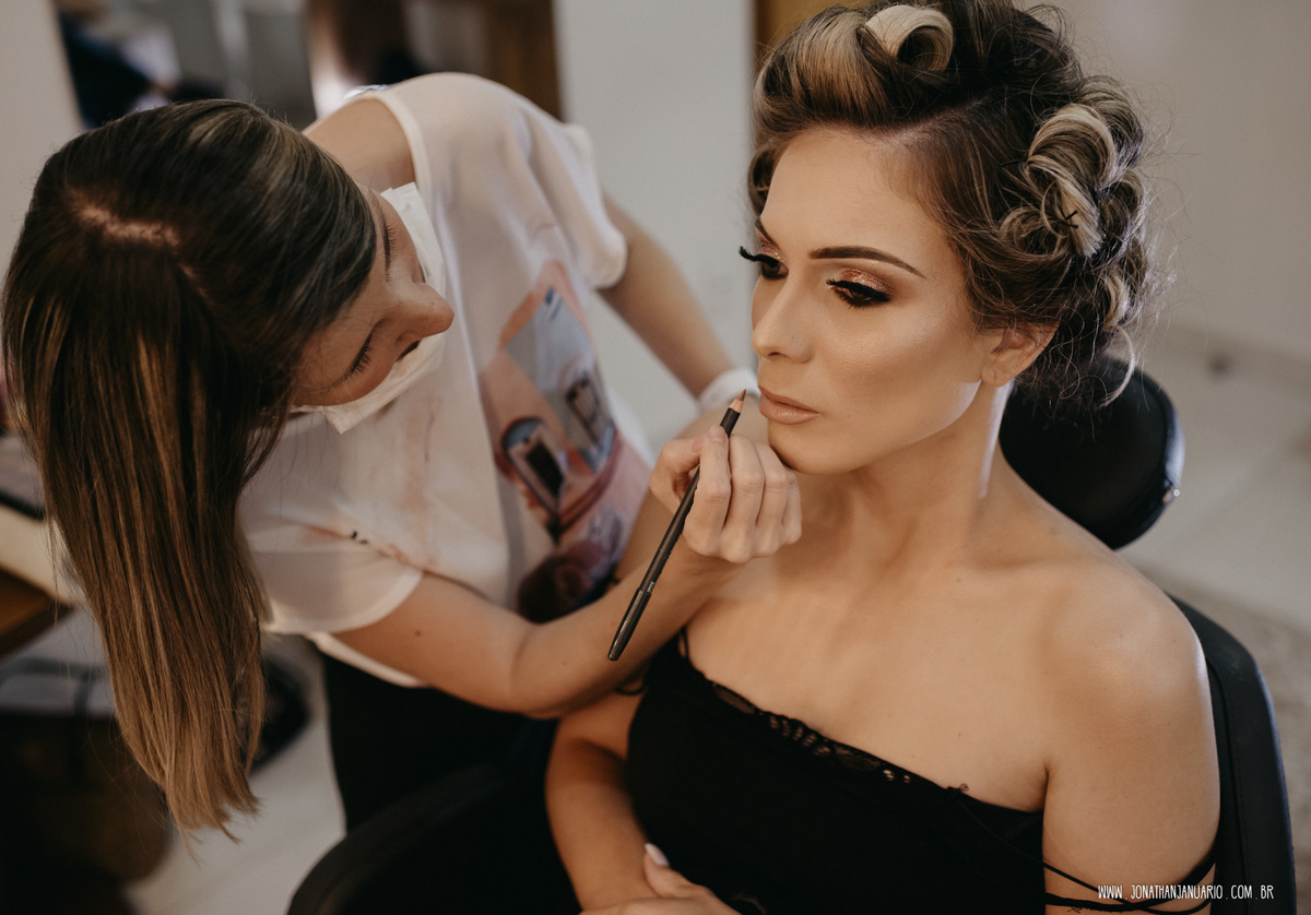 casal apaixonado, love, amor, Jonathan Januario, foto, fotografia, Araras, leme, limeira,campinas, São Paulo, Rio claro, lifeStyle, foto na fazenda, casamento de noite, noiva, vestido de noiva, vestida pra casar, lápis de noiva, casamento chique, jesse