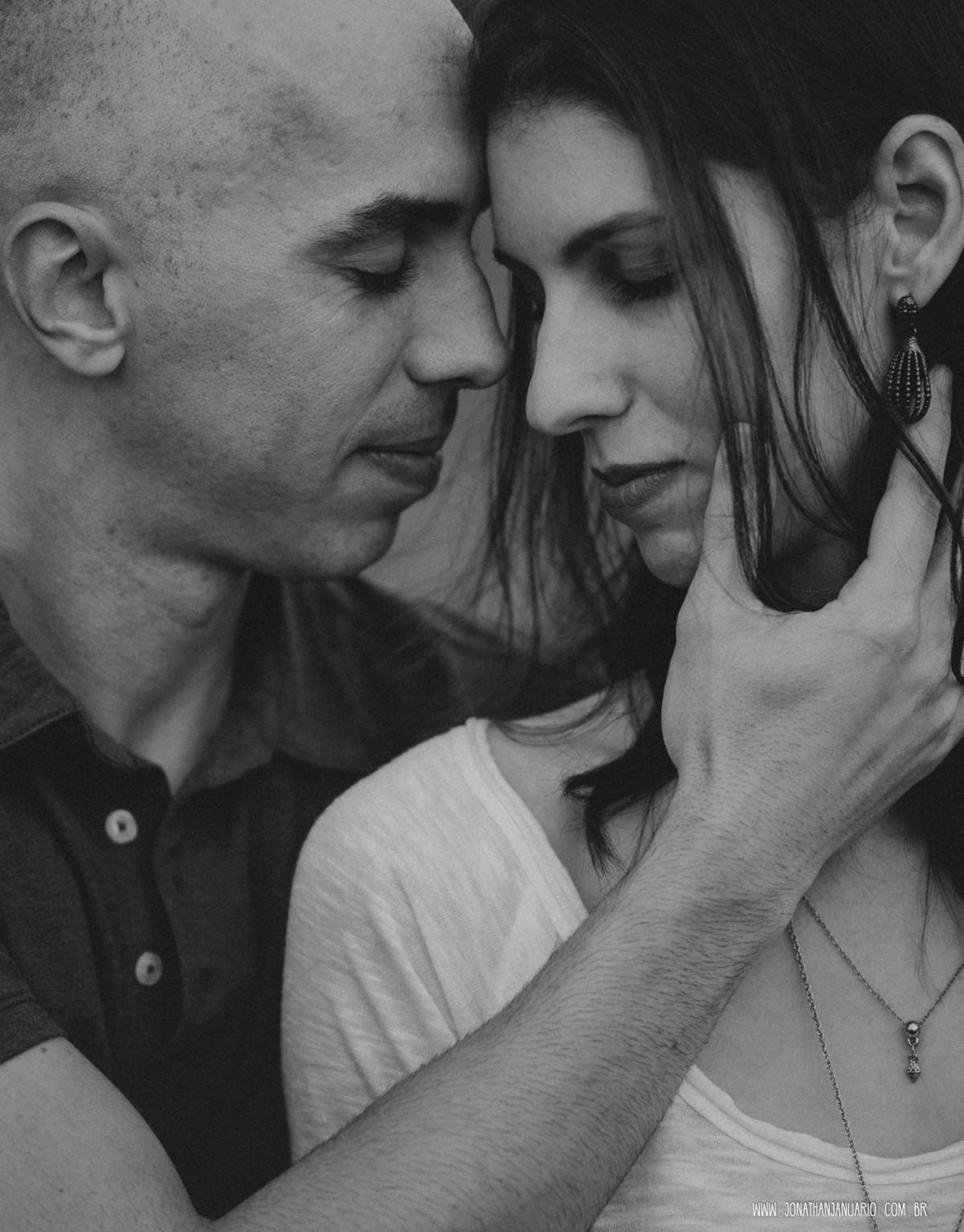 Ensaio em Rio Claro-SP, casal apaixonado, natureza - love, amor, casal, Jonathan Januario, foto, fotografia, Araras, leme, limeira,campinas, São Paulo, folk, lifeStyle, Vsco, montanha, foto na fazenda, pico olho d’agua, Mariporã, foto em montanha

