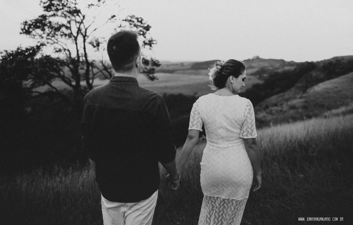 Ensaio em Rio Claro-SP, casal apaixonado, natureza - love, amor, casal, Jonathan Januario, foto, fotografia, Araras, leme, limeira,campinas, São Paulo, folk, lifeStyle, Vsco, montanha, foto na fazenda, pico olho d’agua, Mariporã, foto em montanha

