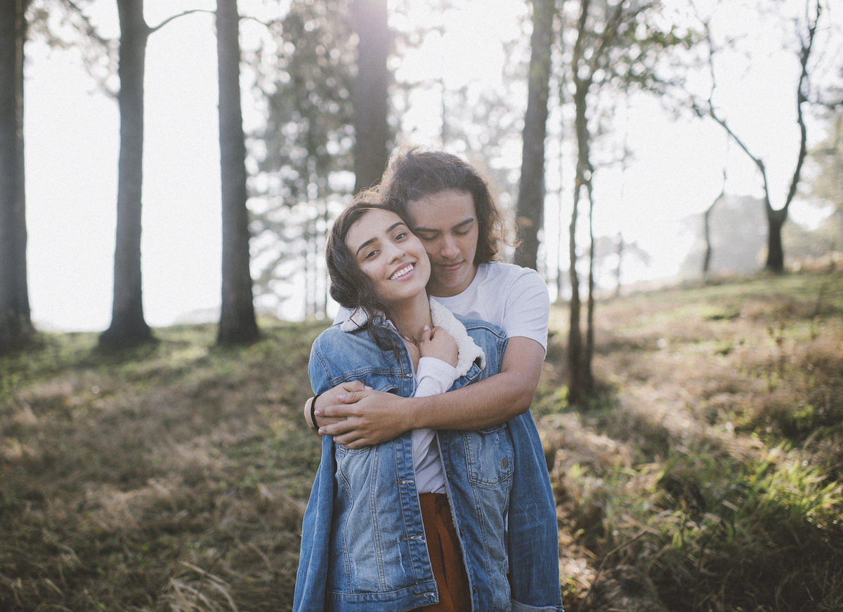 Ensaio em Rio Claro-SP, casal apaixonado, natureza - love, amor, casal, Jonathan Januario, foto, fotografia, Araras, leme, limeira,campinas, São Paulo, folk, lifeStyle, Vsco, montanha, foto na fazenda, pico olho d’agua, Mariporã, foto em montanha