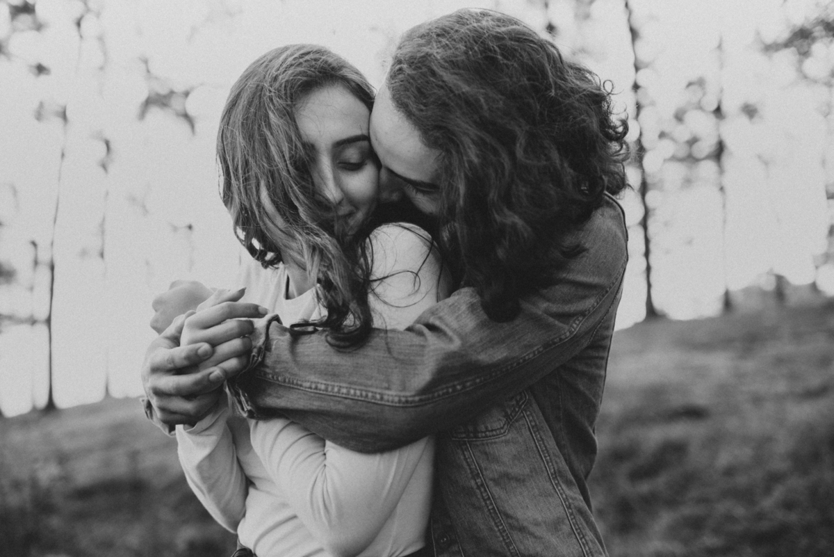 Ensaio em Rio Claro-SP, casal apaixonado, natureza - love, amor, casal, Jonathan Januario, foto, fotografia, Araras, leme, limeira,campinas, São Paulo, folk, lifeStyle, Vsco, montanha, foto na fazenda, pico olho d’agua, Mariporã, foto em montanha