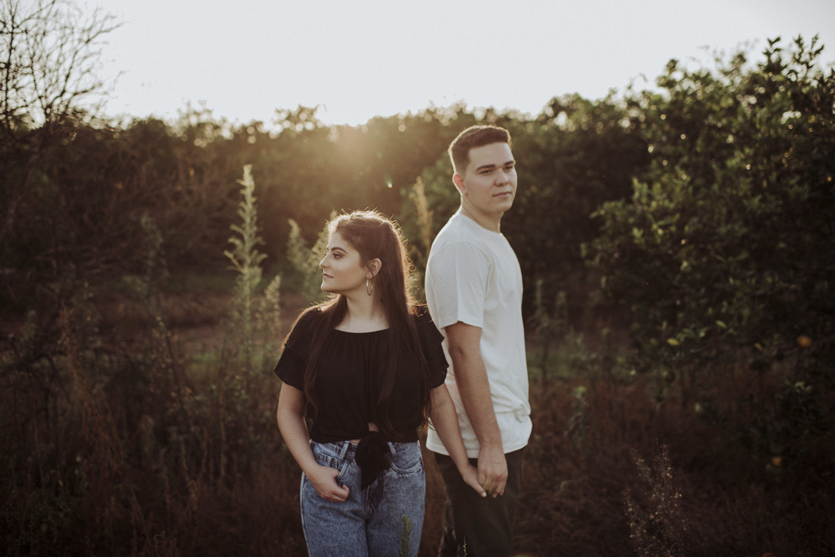 Ensaio em Rio Claro-SP, casal apaixonado, natureza - love, amor, casal, Jonathan Januario, foto, fotografia, Araras, leme, limeira,campinas, São Paulo, folk, lifeStyle, Vsco, montanha, foto na fazenda, pico olho d’agua, Mariporã, foto em montanha