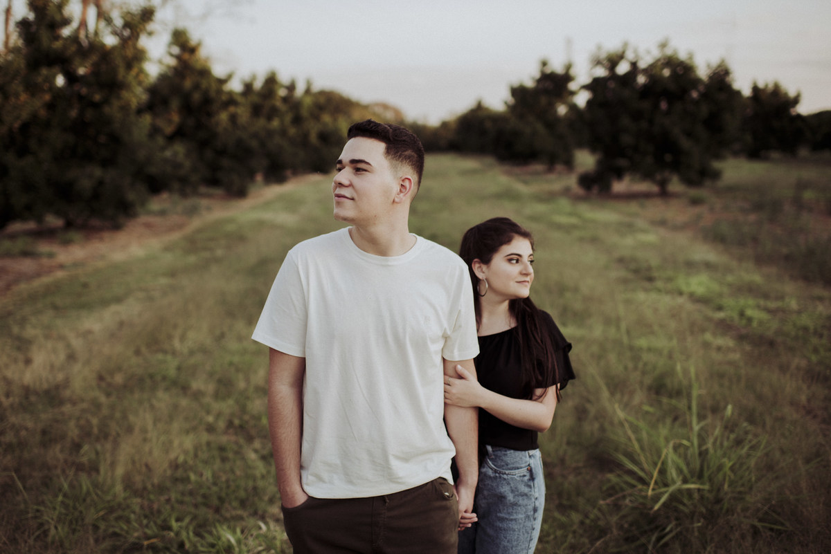 Ensaio em Rio Claro-SP, casal apaixonado, natureza - love, amor, casal, Jonathan Januario, foto, fotografia, Araras, leme, limeira,campinas, São Paulo, folk, lifeStyle, Vsco, montanha, foto na fazenda, pico olho d’agua, Mariporã, foto em montanha