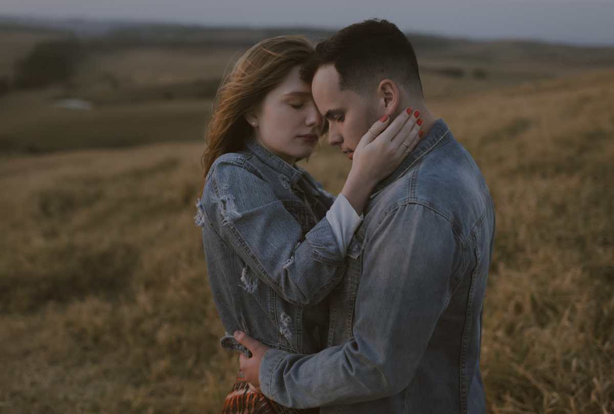 Ensaio em Rio Claro-SP, casal apaixonado, natureza - love, amor, casal, Jonathan Januario, foto, fotografia, Araras, leme, limeira,campinas, São Paulo, folk, lifeStyle, Vsco, morro do facao, foto na fazenda, pico olho d’agua, itirapina, foto em montanha