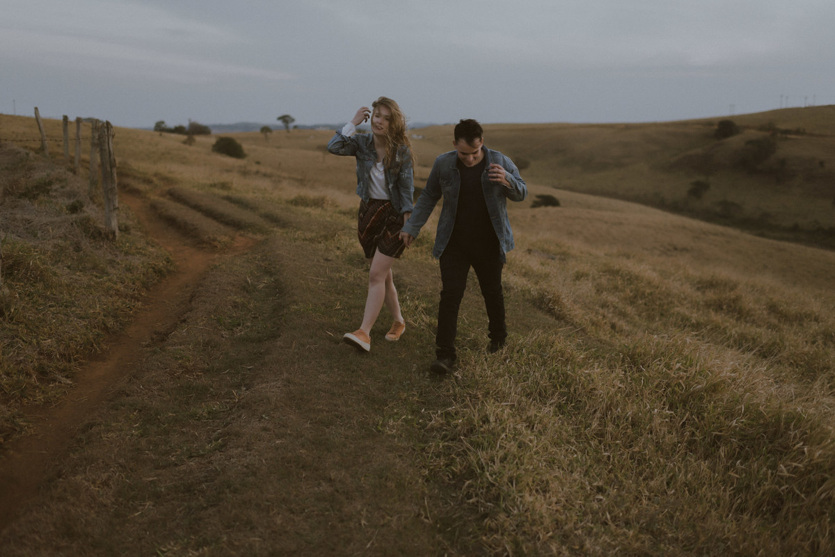 Ensaio em Rio Claro-SP, casal apaixonado, natureza - love, amor, casal, Jonathan Januario, foto, fotografia, Araras, leme, limeira,campinas, São Paulo, folk, lifeStyle, Vsco, morro do facao, foto na fazenda, pico olho d’agua, itirapina, foto em montanha