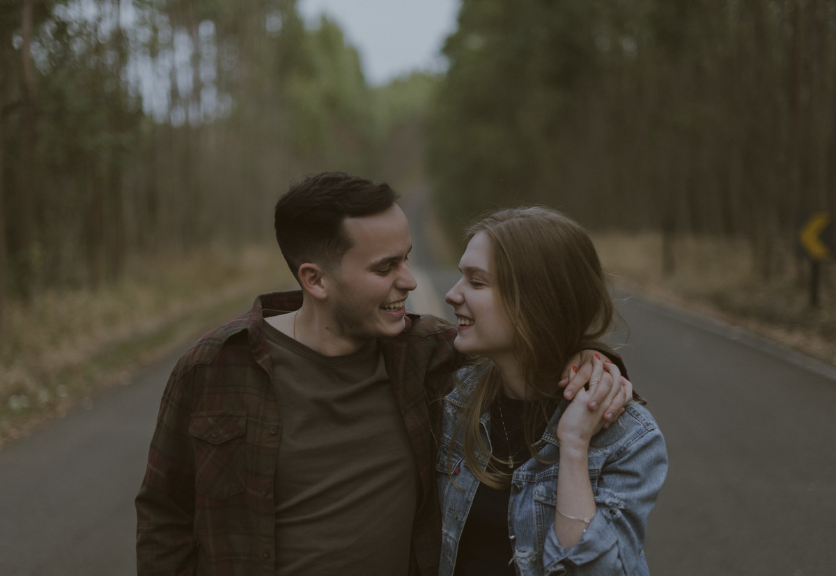 Ensaio em Rio Claro-SP, casal apaixonado, natureza - love, amor, casal, Jonathan Januario, foto, fotografia, Araras, leme, limeira,campinas, São Paulo, folk, lifeStyle, Vsco, morro do facao, foto na fazenda, pico olho d’agua, itirapina, foto em montanha