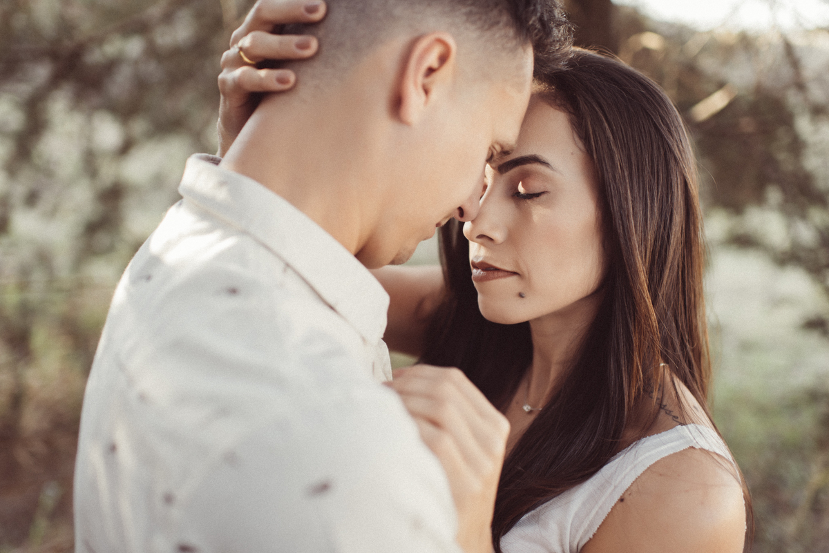 Ensaio em Rio Claro-SP, casal apaixonado, natureza - love, amor, casal, Jonathan Januario, foto, fotografia, Araras, leme, limeira,campinas, São Paulo, folk, lifeStyle, Vsco, montanha, foto na fazenda, pico olho d’agua, Mariporã, foto em montanha