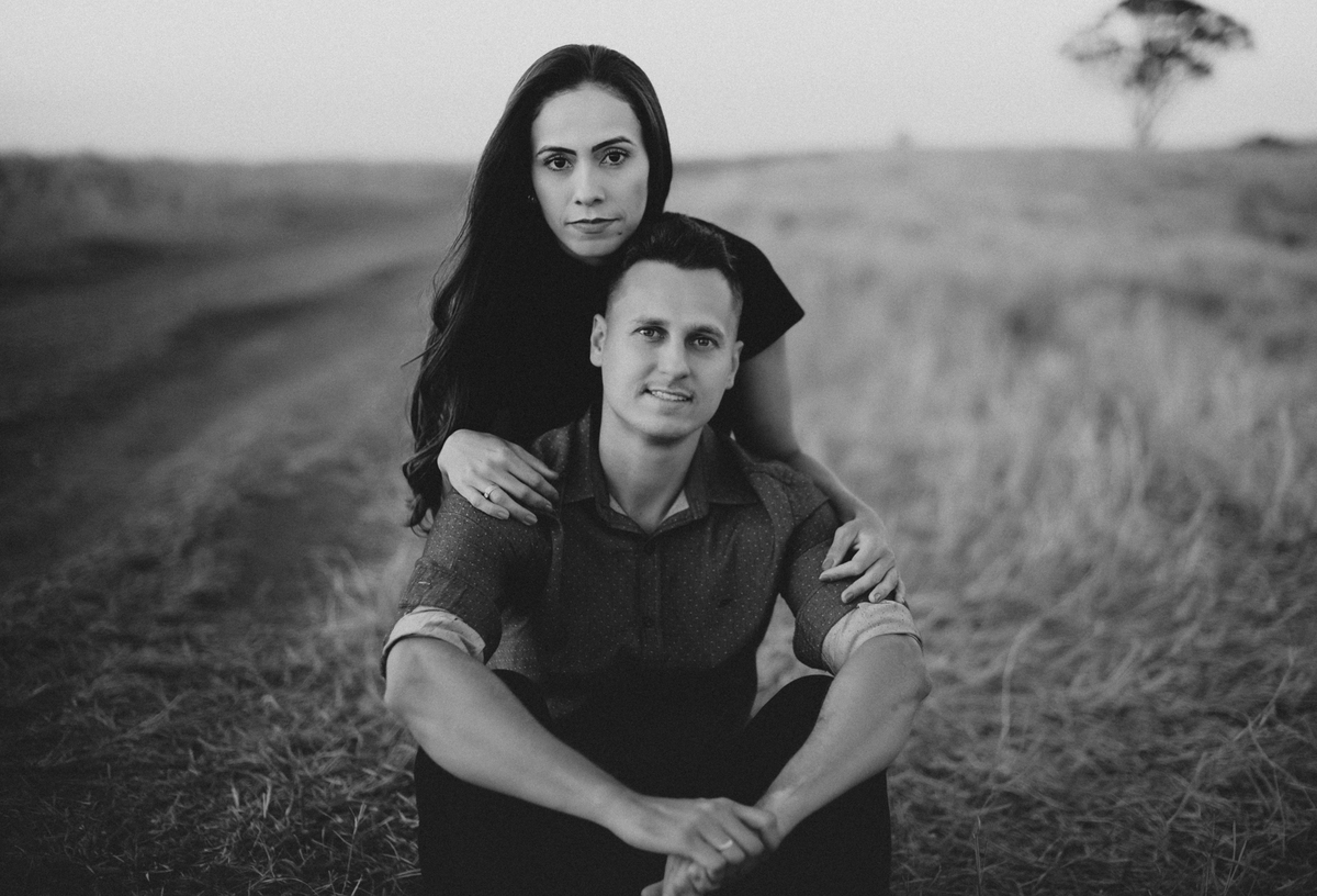Ensaio em Rio Claro-SP, casal apaixonado, natureza - love, amor, casal, Jonathan Januario, foto, fotografia, Araras, leme, limeira,campinas, São Paulo, folk, lifeStyle, Vsco, montanha, foto na fazenda, pico olho d’agua, Mariporã, foto em montanha