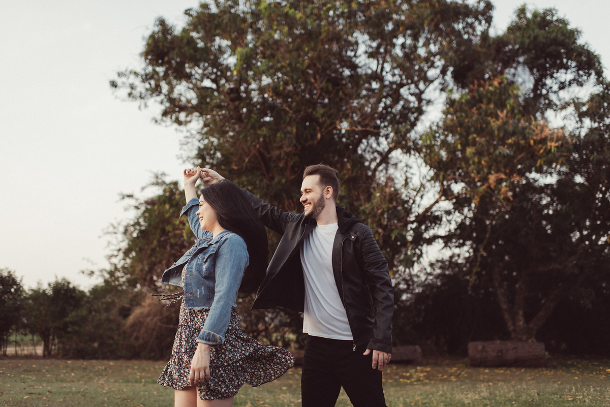 Ensaio em Rio Claro-SP, casal apaixonado, natureza - love, amor, casal, Jonathan Januario, foto, fotografia, Araras, leme, limeira,campinas, São Paulo, folk, lifeStyle, Vsco, fazenda, fazenda marambaia, fazenda santa gertrudes, fazenda quilombo, itapema
