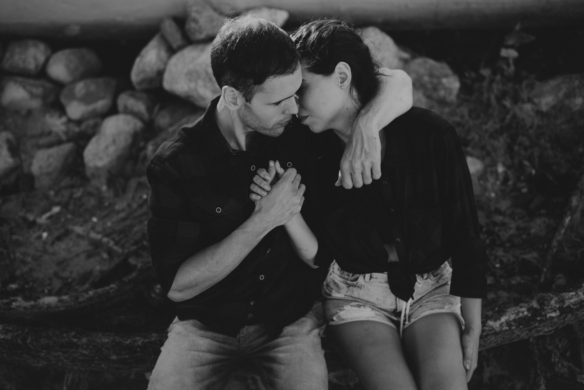 Ensaio em Rio Claro-SP, casal apaixonado, natureza - love, amor, casal, Jonathan Januario, foto, fotografia, Araras, leme, limeira,campinas, São Paulo, folk, lifeStyle, Vsco, montanha, foto na fazenda, pico olho d’agua, Mariporã, ilhabela, praia