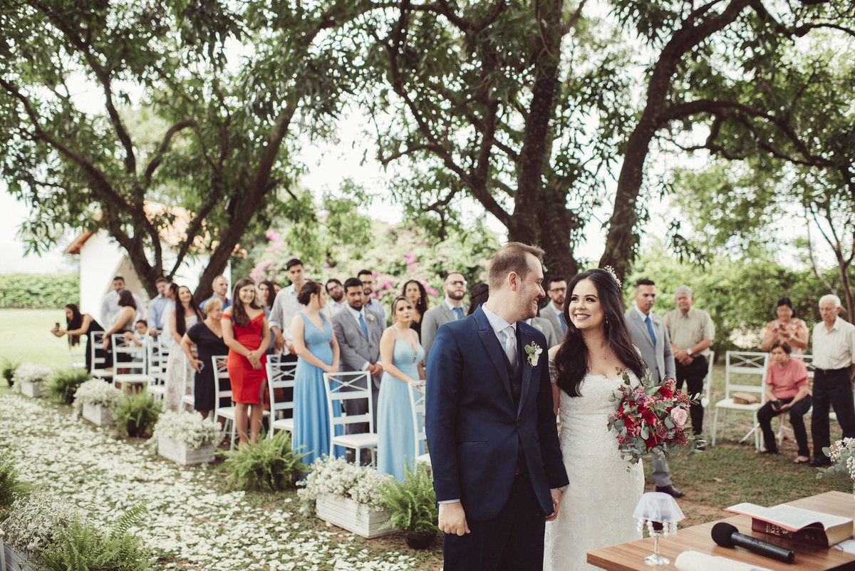 fazenda Marambaia, natureza, love, amor, Jonathan Januario, foto, fotografia, Araras, leme, limeira,campinas, São Paulo, Rio claro, folk, lifeStyle, montanha, foto na fazenda, casamento de dia, noiva, vestido de noiva, vestida pra casar, lápis de noiva
