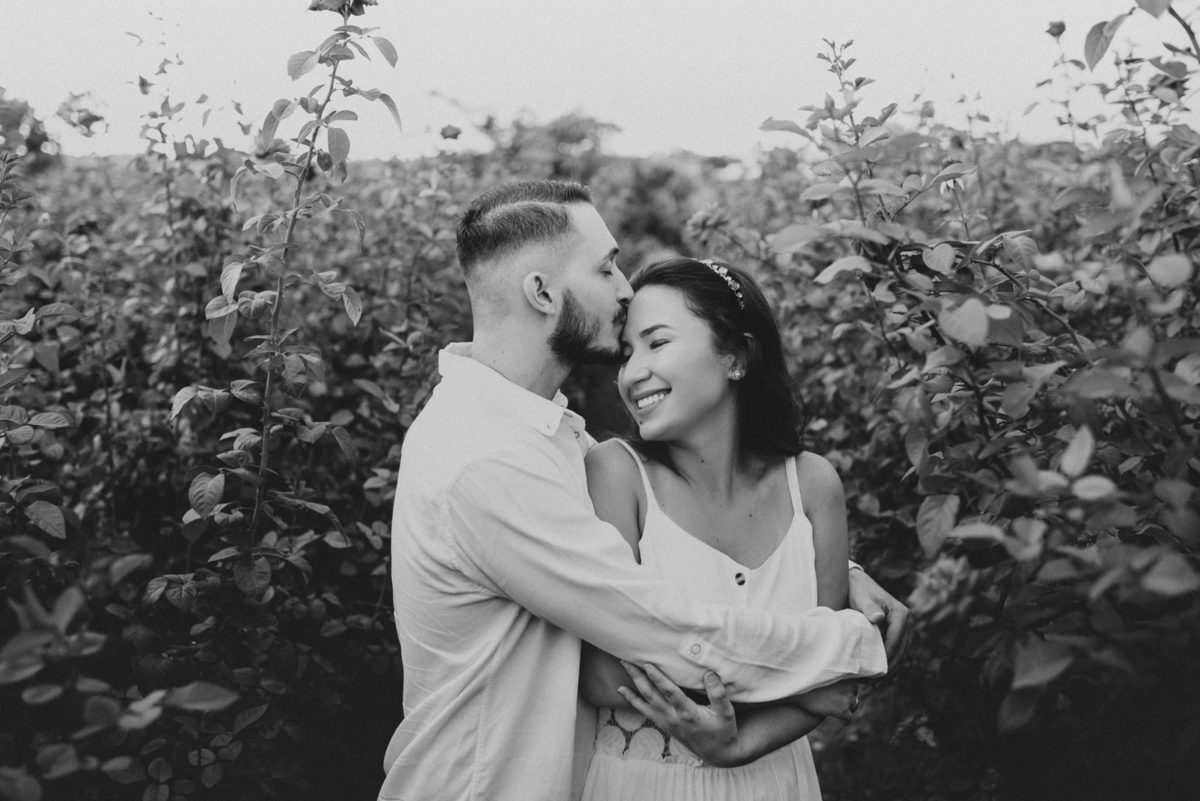 Ensaio em Rio Claro-SP, casal apaixonado, natureza - love, amor, casal, Jonathan Januario, foto, fotografia, Araras, leme, limeira,campinas, São Paulo, folk, lifeStyle, Vsco, montanha, foto na fazenda, Holambra, Mariporã, theos holambra