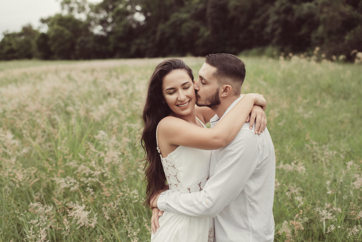 Ensaio em Rio Claro-SP, casal apaixonado, natureza - love, amor, casal, Jonathan Januario, foto, fotografia, Araras, leme, limeira,campinas, São Paulo, folk, lifeStyle, Vsco, montanha, foto na fazenda, Holambra, Mariporã, theos holambra