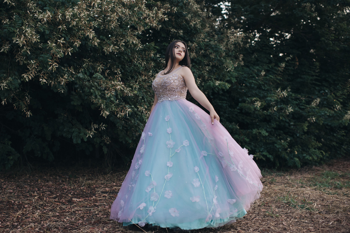 Ensaio em Rio Claro-SP, natureza - love, amor, Jonathan Januario, foto, fotografia, Araras, leme, limeira,campinas, São Paulo, folk, lifeStyle, Vsco, montanha, foto na Fazenda, 15 anos,
Moda, mulher,debutante,linda
