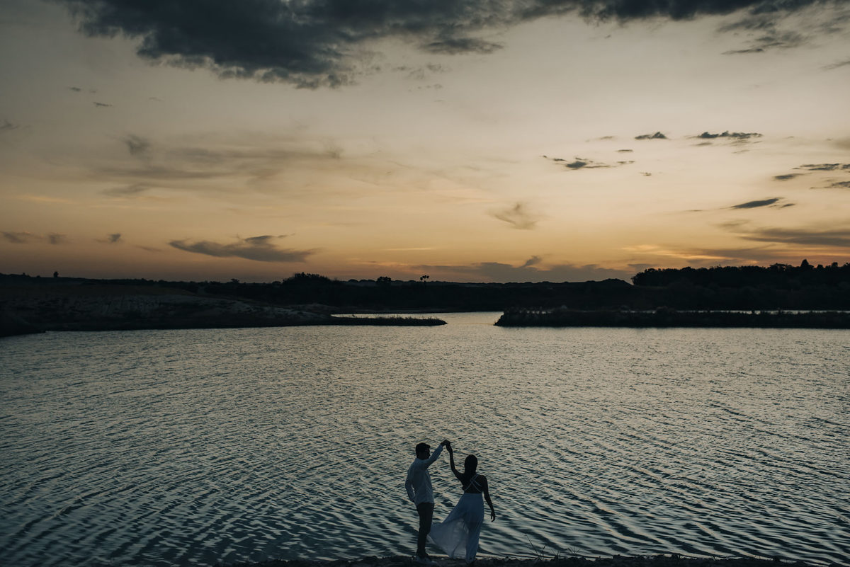 Ensaio em Rio Claro-SP, casal apaixonado, natureza - love, amor, casal, Jonathan Januario, foto, fotografia, Araras, leme, limeira,campinas, São Paulo, folk, lifeStyle, Vsco, montanha, foto na fazenda, pico olho d’agua, Mariporã, foto em montanha

