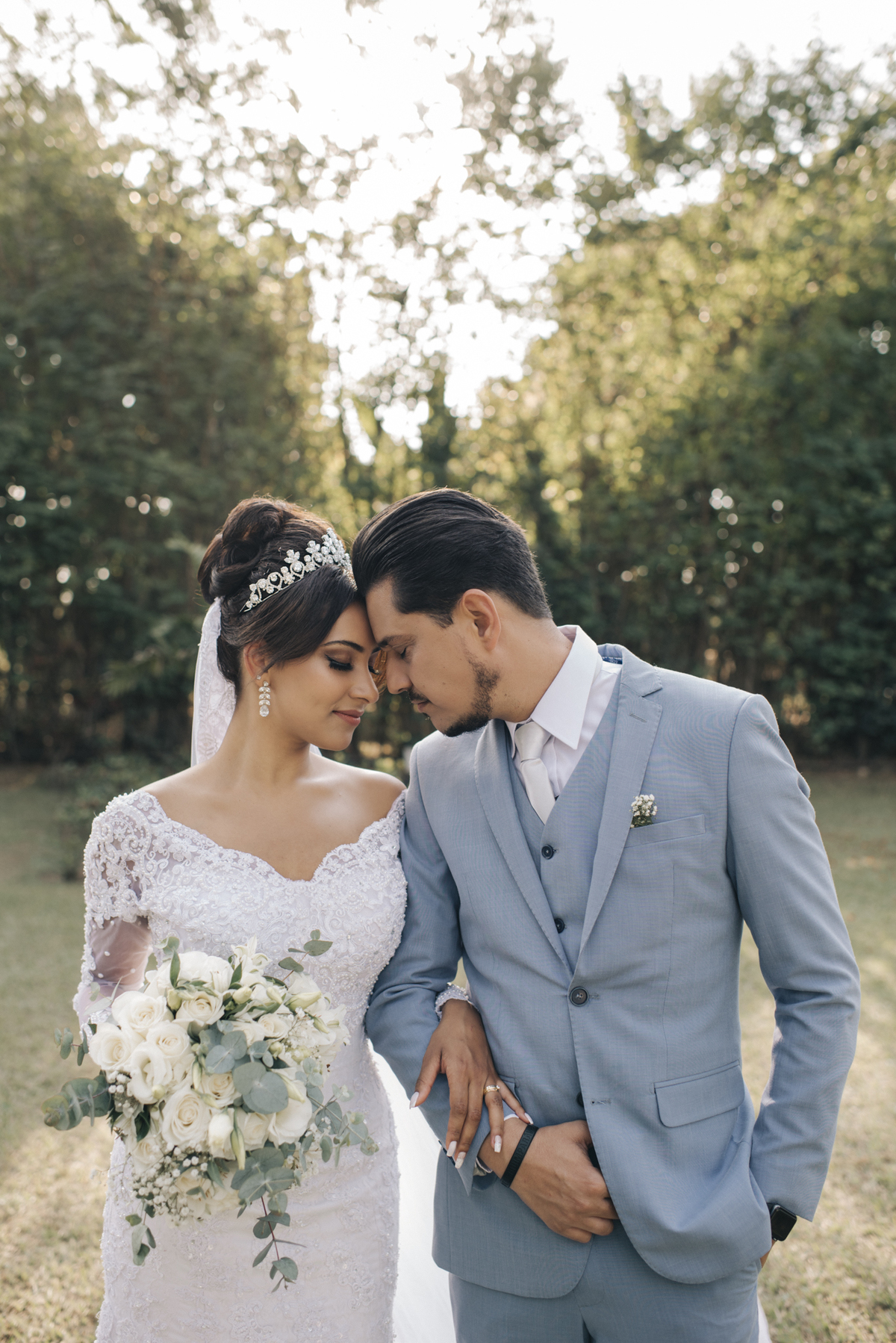  casal apaixonado, natureza, love, amor, Jonathan Januario, foto, fotografia, Poa, leme, limeira,campinas, São Paulo, porto alegre, folk, lifeStyle, montanha, foto na fazenda, casamento de dia, noiva, vestido de noiva, vestida pra casar, lápis de noiva