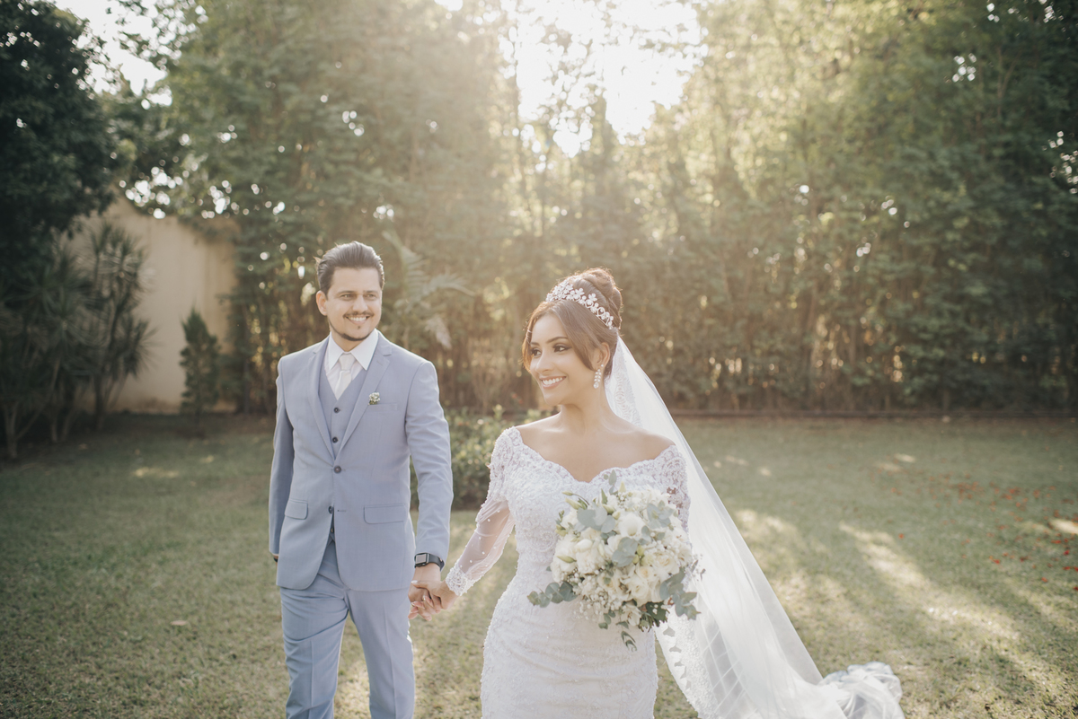  casal apaixonado, natureza, love, amor, Jonathan Januario, foto, fotografia, Poa, leme, limeira,campinas, São Paulo, porto alegre, folk, lifeStyle, montanha, foto na fazenda, casamento de dia, noiva, vestido de noiva, vestida pra casar, lápis de noiva