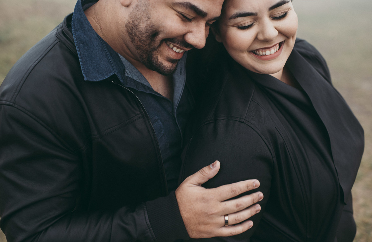 Ensaio em Araras-SP, casal apaixonado, Jonathan Januario, fotografo de Araras, fotografo em limeira, ensaio na montanha, foto na fazenda, aloha fotografias, morro do capuava , fotografo em campinas, ensaio em campinas, fotografo em  piracicaba