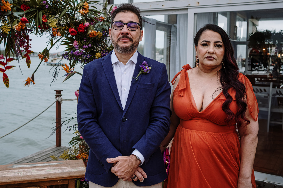 noivo emocionado com a entrada da noiva pousada marília