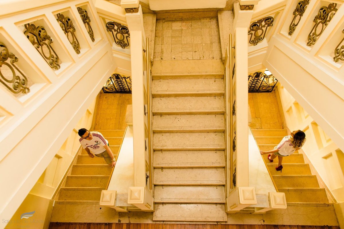 casal-nas-escadas-clube-fluminense-laranjeiras