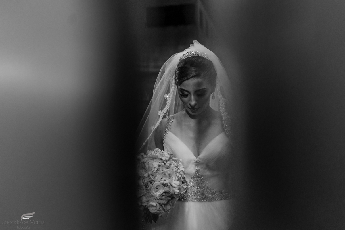 noiva-na-porta-da-igreja