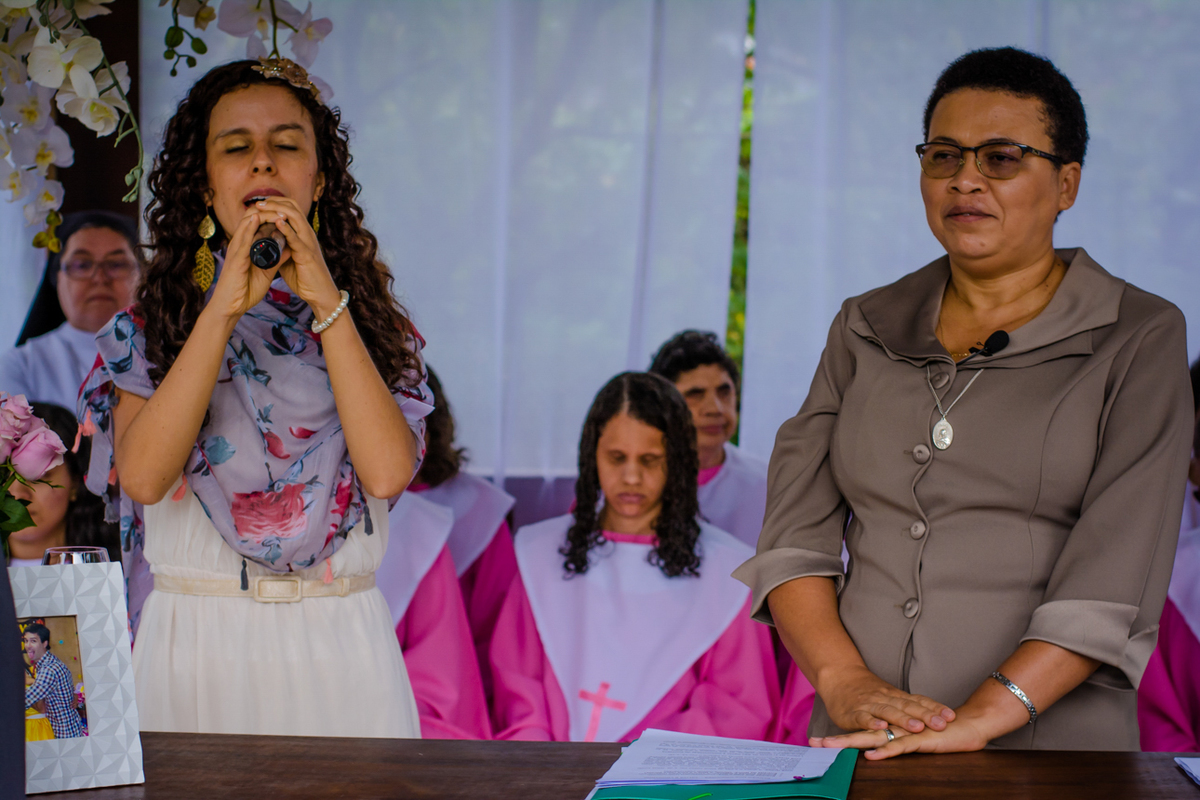 Músicos tocando ao ar livre