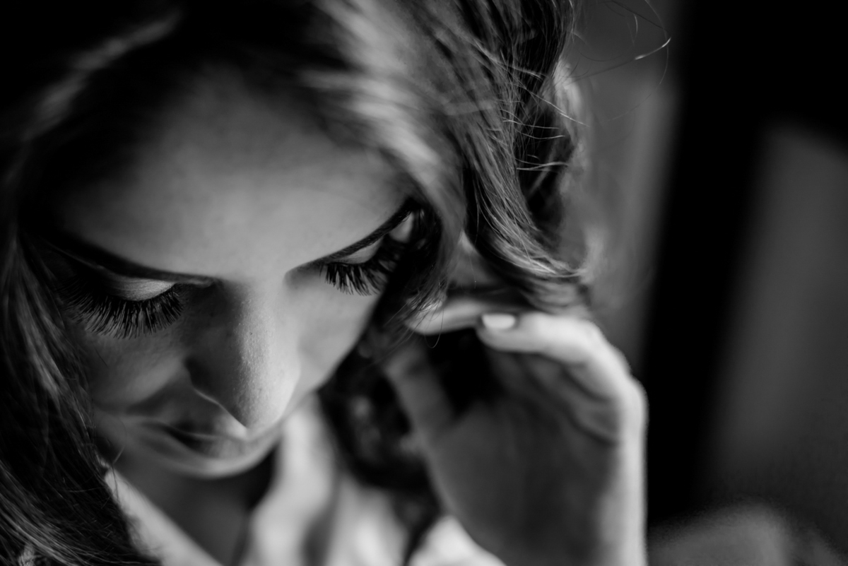 detalhe dos cílios da noiva