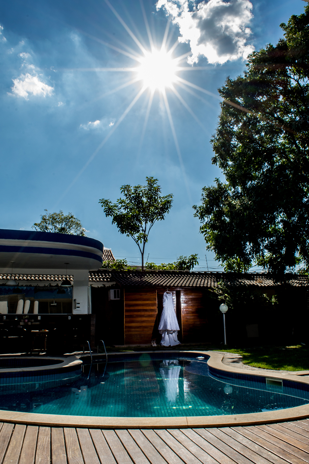 vestido de noiva com a luz do sol
 incrível  